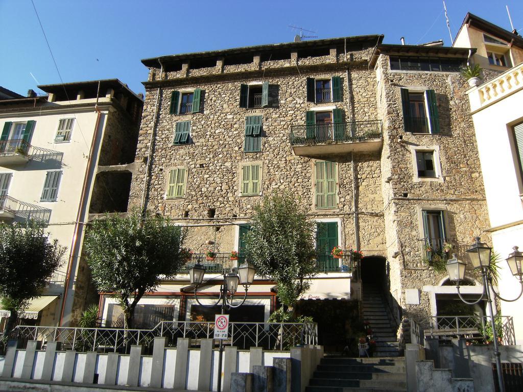 Il Nido Di Rondine Bed & Breakfast Dolceacqua Exterior foto